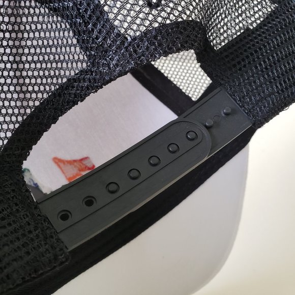 True Religion Horseshoe Logo Rainbow Adjustable Snapback Hat Cap Trucker Mesh - Picture 10 of 10